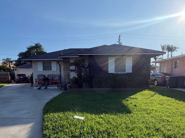 12216 Bonwood, El Monte CA 91732