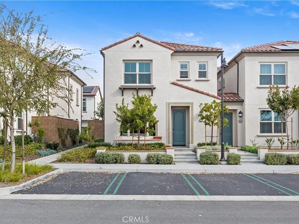 112 Sunnyside, Irvine CA 92618