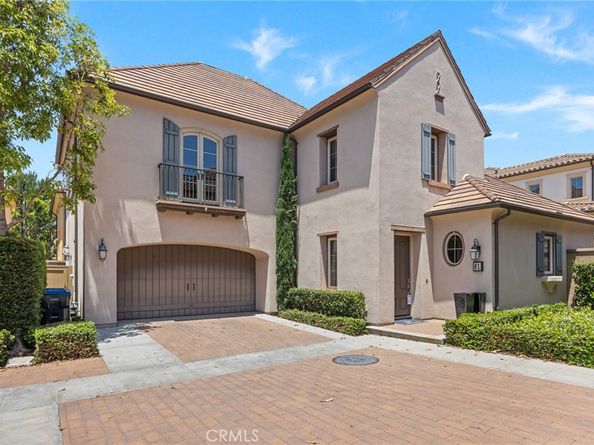 61 Bloomington, Irvine CA 92620