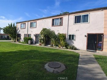 1001 E Grant