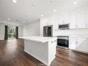 5860 Linden
