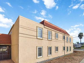 1160 E Washington Ave