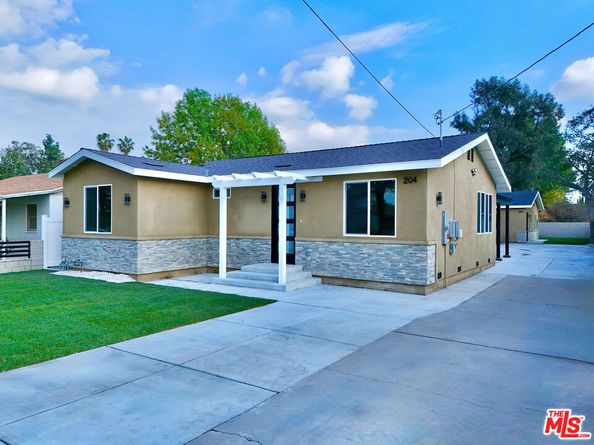 204 N Willow Avenue, West Covina CA 91790