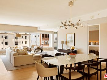 6250 Hollywood Boulevard