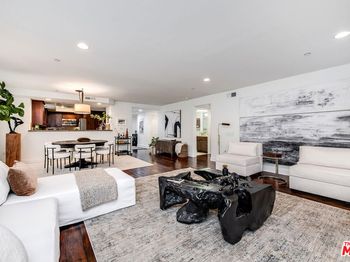 7249 Franklin Avenue