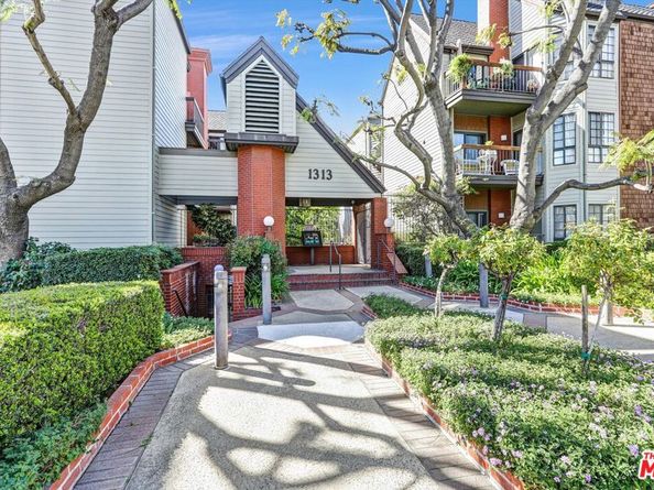 1313 Valley View Road 213, Glendale CA 91202