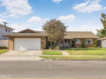 1144 El Camino Dr