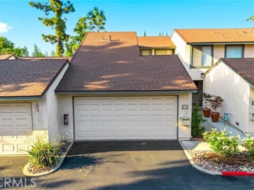 836 E Ponderosa, Azusa CA 91702