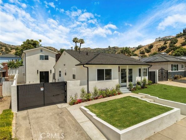 8330 Outland View Drive, Sun Valley (los Angeles) CA 91352
