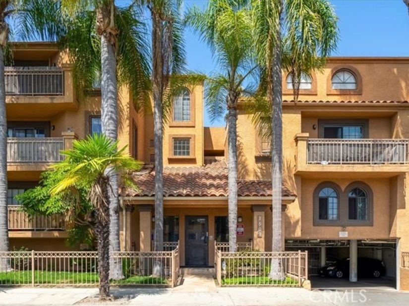 1509 Stanley 304, Long Beach CA 90804
