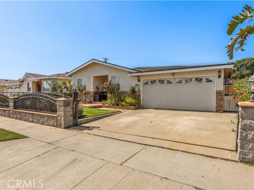 513 W 224th, Carson CA 90745