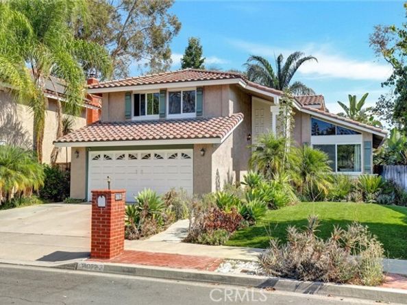 21072 Paseo Verdura, Lake Forest (el Toro) CA 92630