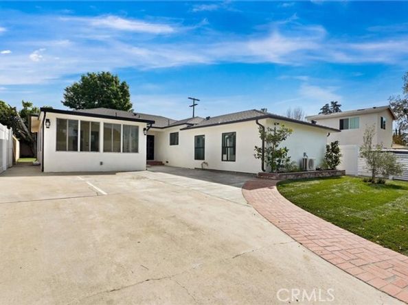 6852 Atoll Avenue, North Hollywood (los Angeles) CA 91605