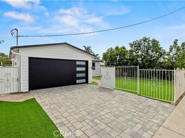 8028 Coldwater Canyon Avenue, North Hollywood (los Angeles) CA 91605