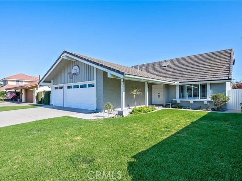 9532 Caithness, Huntington Beach CA 92646