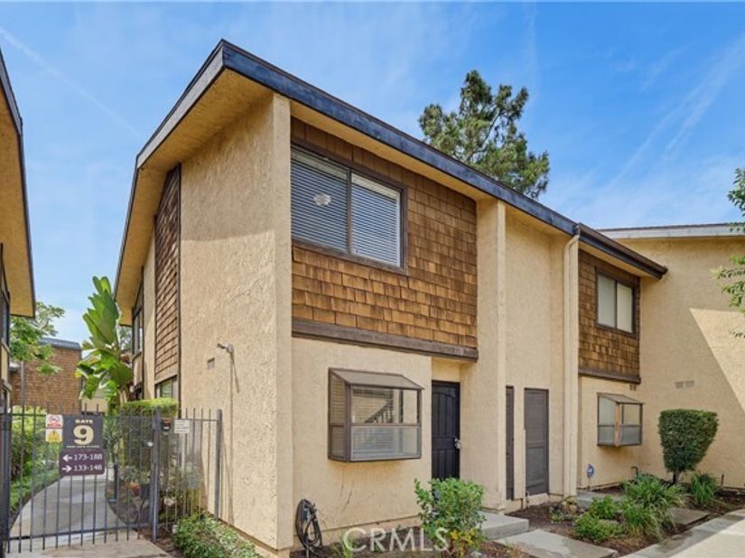 12750 Centralia #130, Lakewood CA 90715