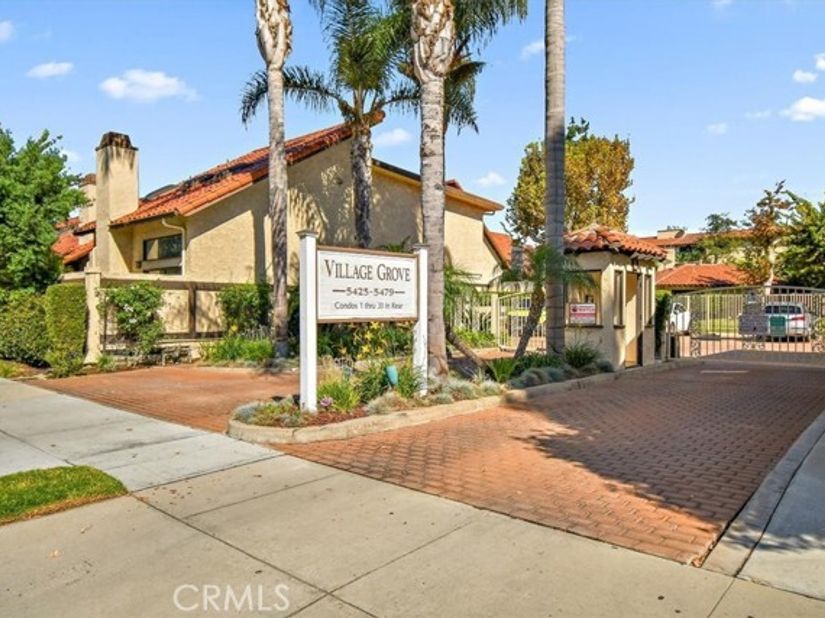 5465 E Centralia, Long Beach CA 90808