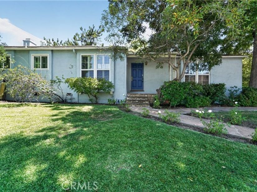 2201 E Glenoaks, Glendale CA 91206