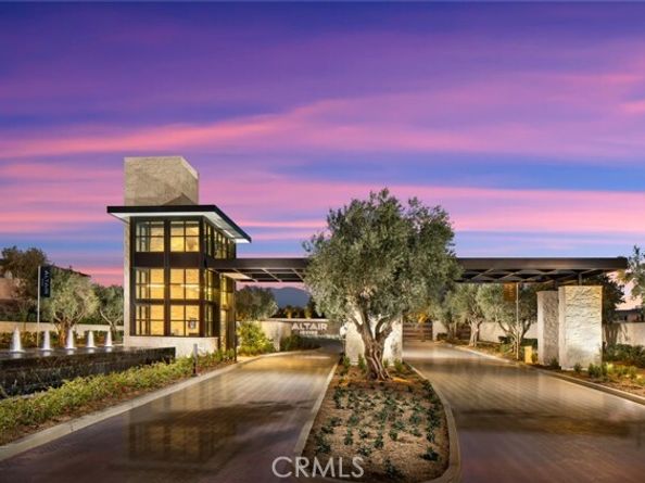 53 Chasma, Irvine CA 92618