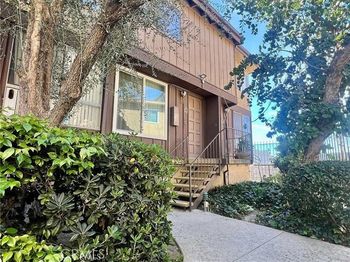 7301 Lennox
