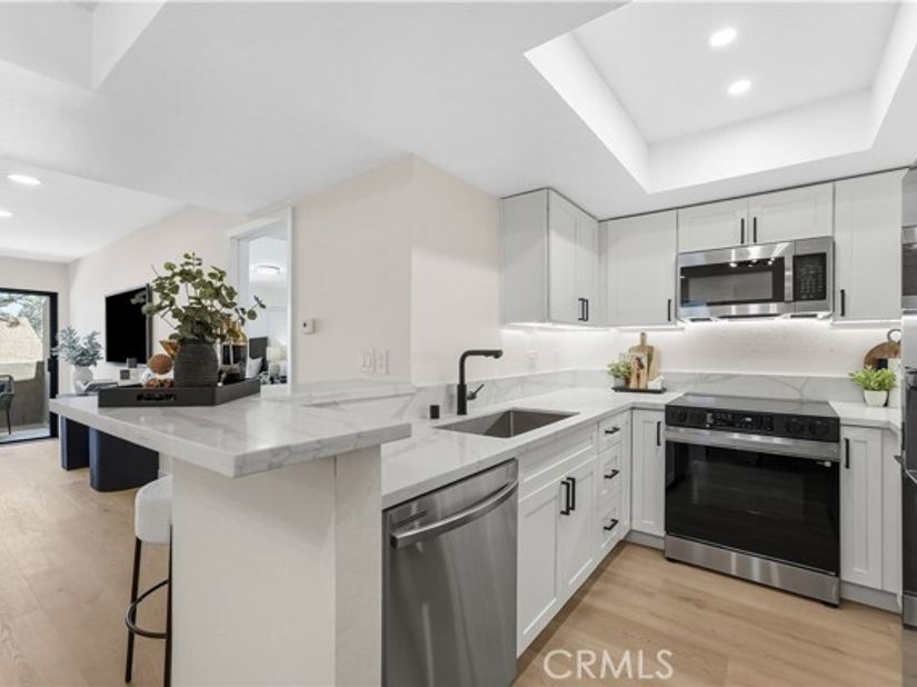 278 N Wilshire 222, Anaheim CA 92801