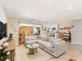 1240 Evergreen Dr
