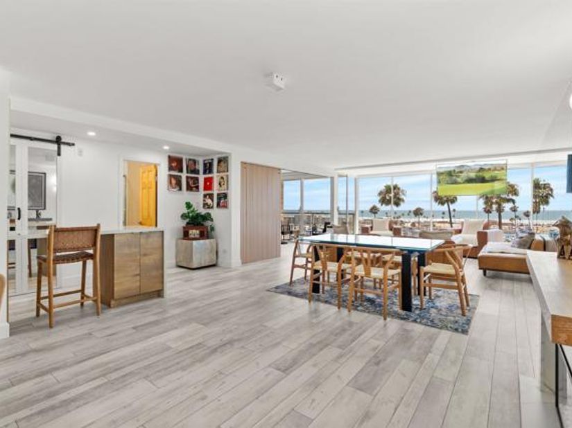 1200 Harbor Drive 4B, Oceanside CA 92054