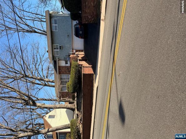 1032 Glen Road, Fort Lee NJ 07024