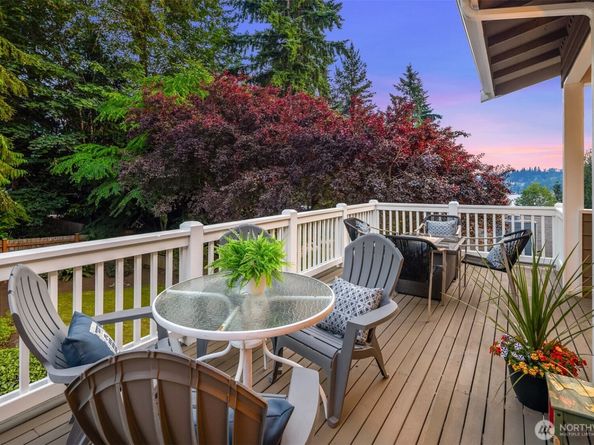 10133 NE 113th Place, Kirkland WA 98033