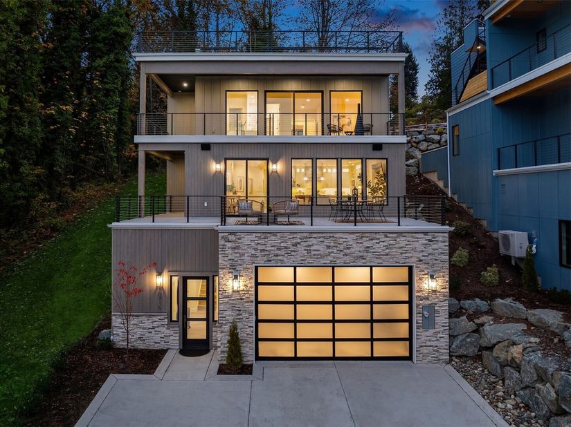 10715 Lake View Drive, Lake Stevens WA 98258