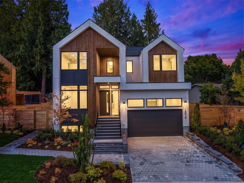 16638 SE 26th Place, Bellevue WA 98008
