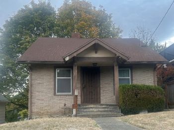 4706 S Alaska