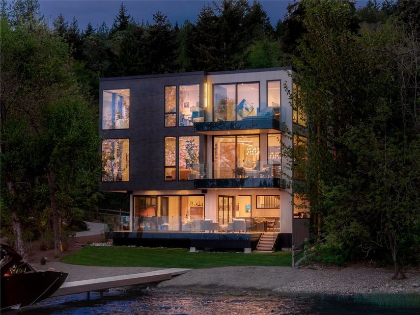 3101 E Lake Sammamish Parkway NE, Sammamish WA 98074
