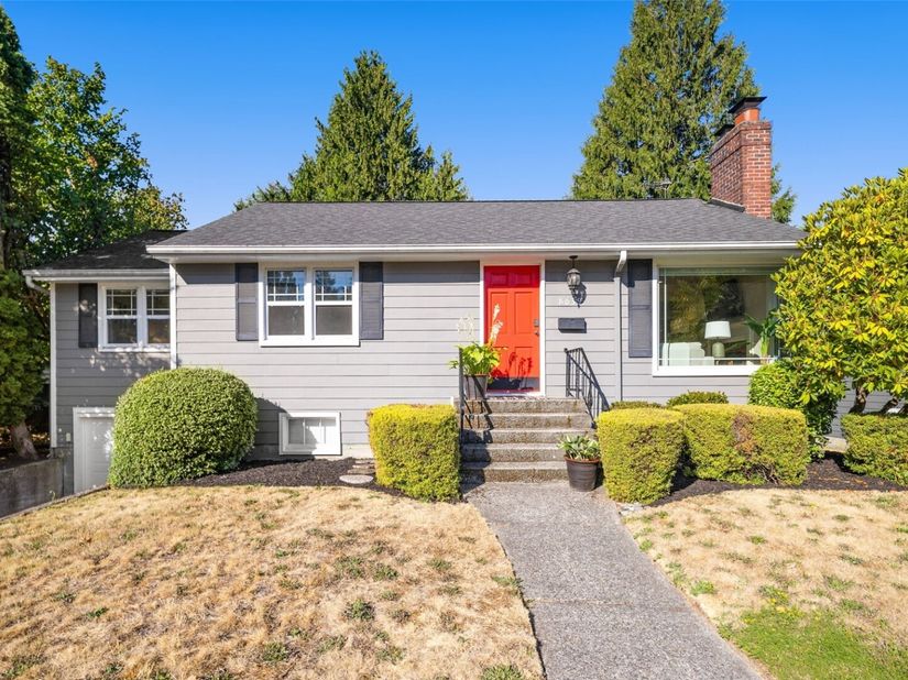 8039 40th Avenue NE, Seattle WA 98115