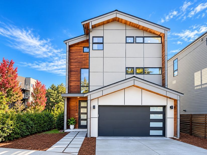 7119 Aurora Avenue N, Seattle WA 98103