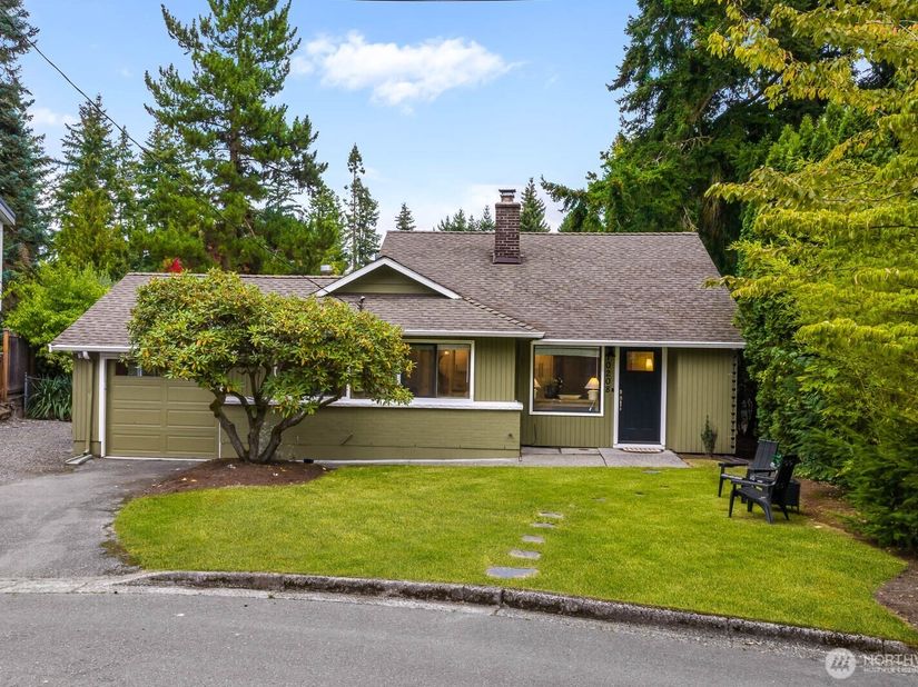 10208 114th Place NE, Kirkland WA 98033