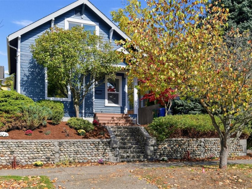 852 NW 62nd Street, Seattle WA 98107