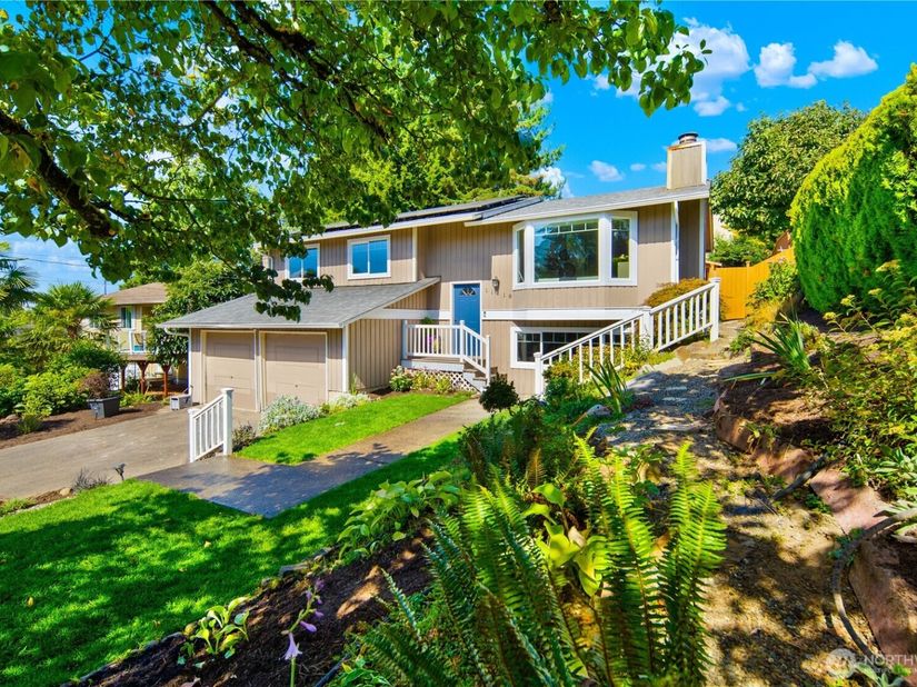11218 NE 91st St, Kirkland WA 98033
