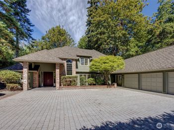 8140 Evergreen Lane