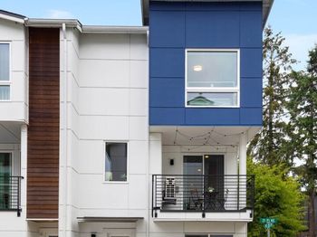 8544 21st Pl NE