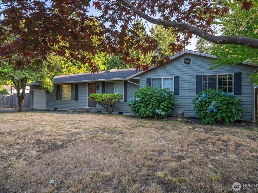 704 105th Place SE, Everett WA 98208