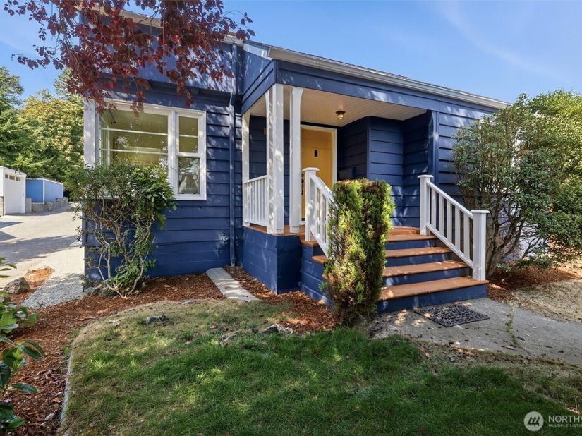 2316 N 80th Street, Seattle WA 98103