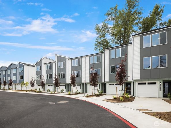 1520 Hollow Dale Place A, Everett WA 98204