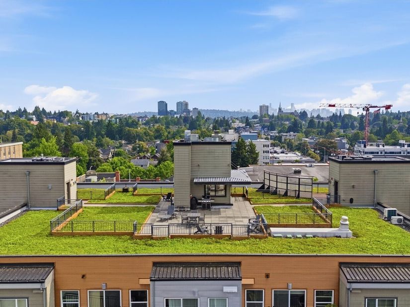 1026 NE 65th Street 519, Seattle WA 98115