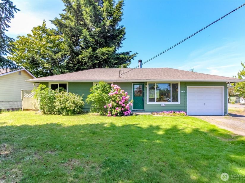 759 3rd Avenue N, Kent WA 98032