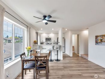 536 N 103rd