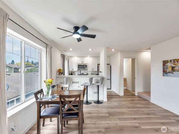 536 N 103rd A, Seattle WA 98133