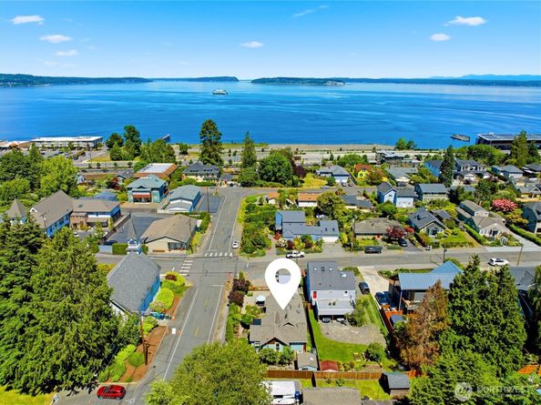 308 Loveland Avenue, Mukilteo WA 98275