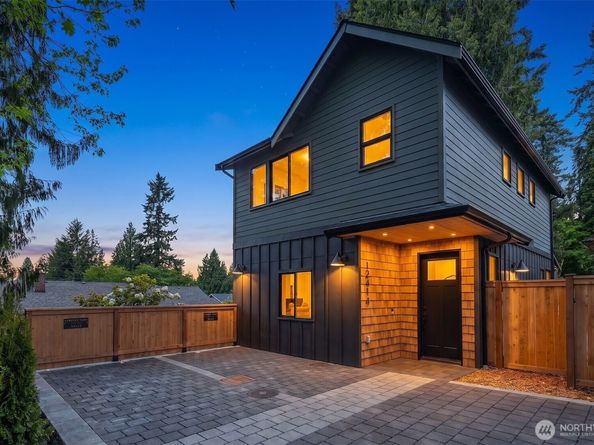 12414 NE 72nd Street, Kirkland WA 98033