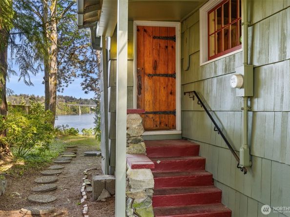 2022 Taft Avenue, Bremerton WA 98312